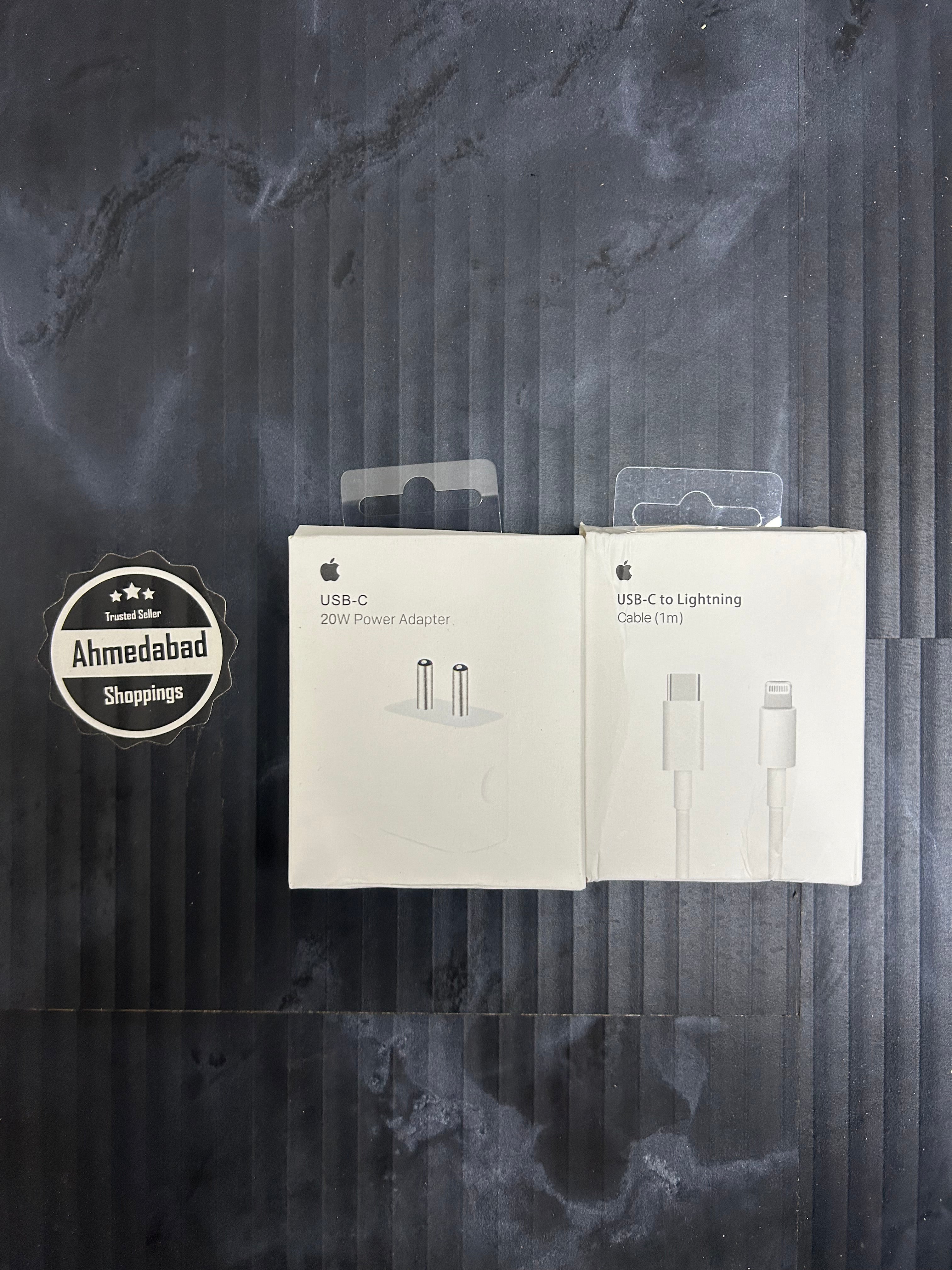 20W CHARGING DOCK AND C TO LIGHTNING CABLE COMBO AHMEDABAD SHOPPINGS