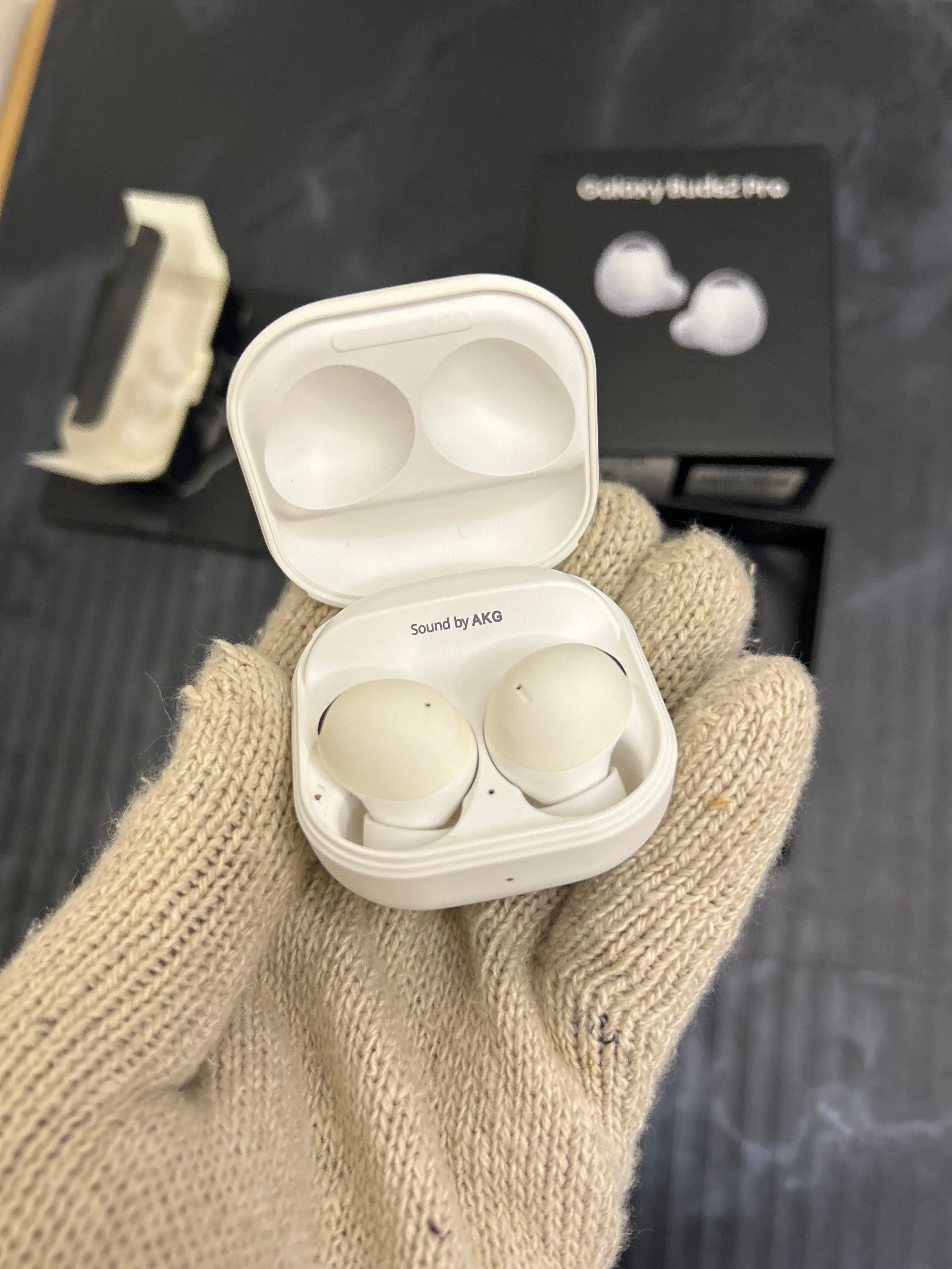 SAMSUNG BUDS PRO 2 AHMEDABAD SHOPPINGS