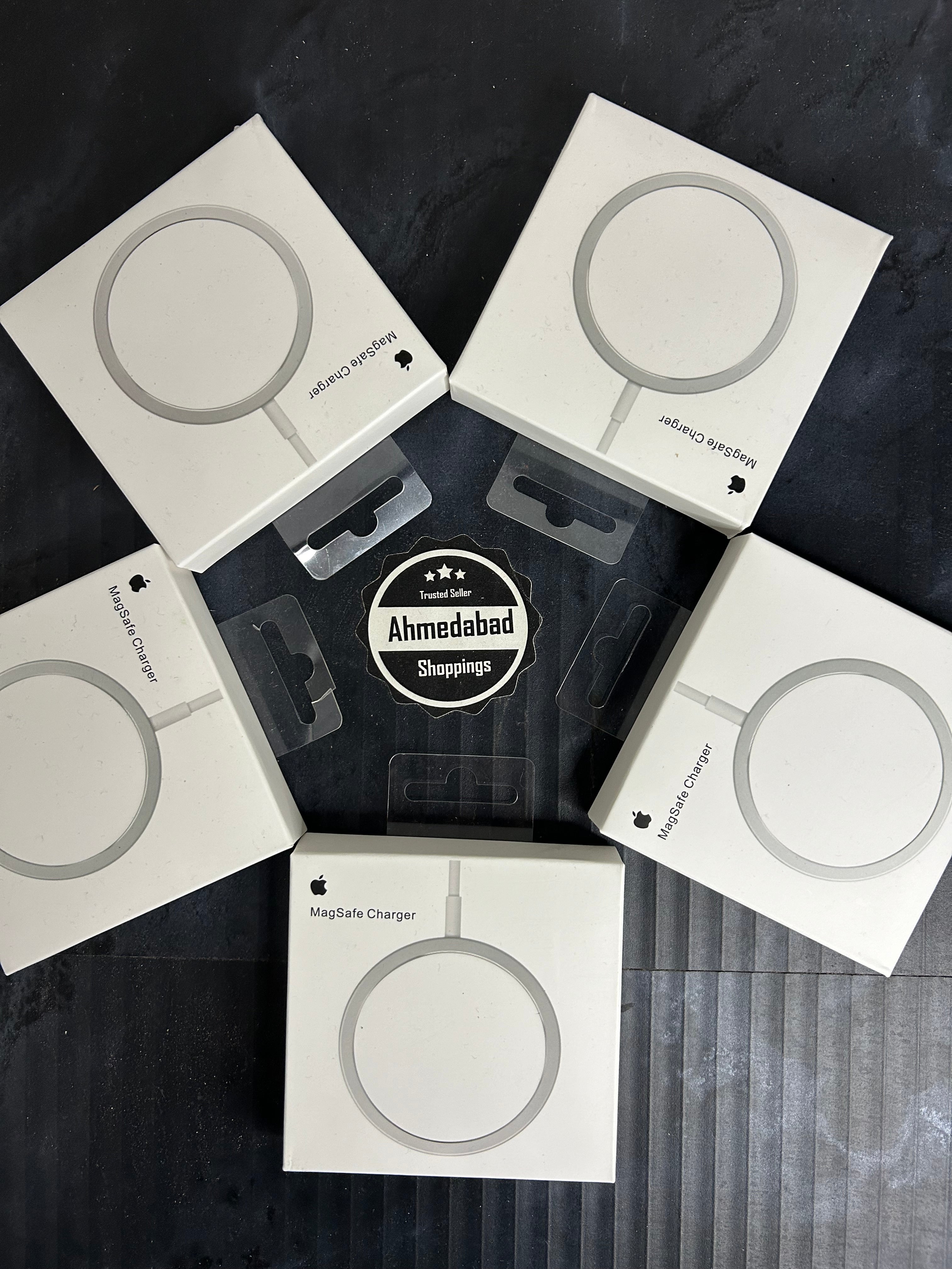 MagSafe Wireless Charger AHMEDABAD SHOPPINGS