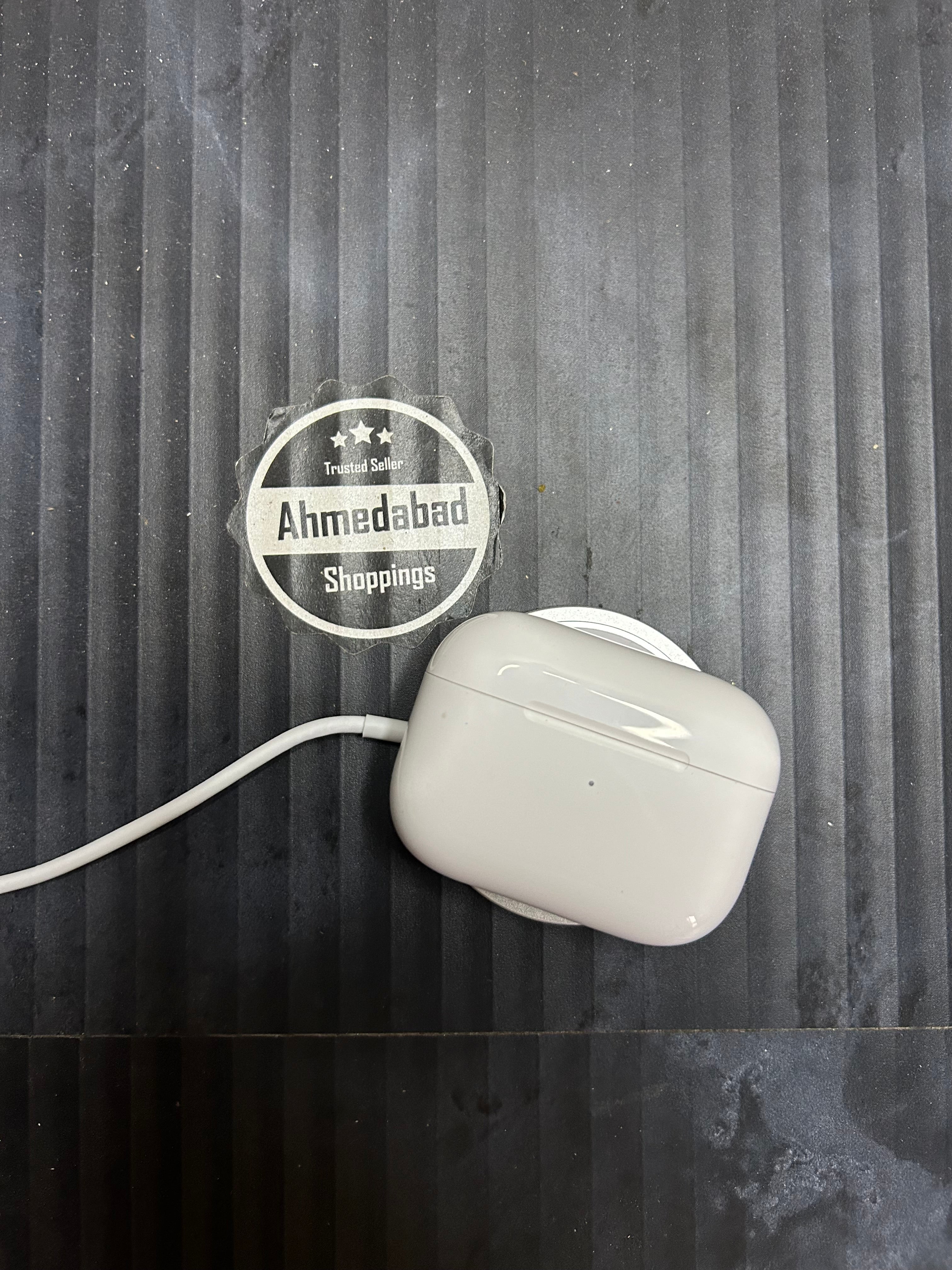 AirPods Pro 2 & Magesafe Wireless Charger COMBO OFFER AHMEDABAD SHOPPINGS