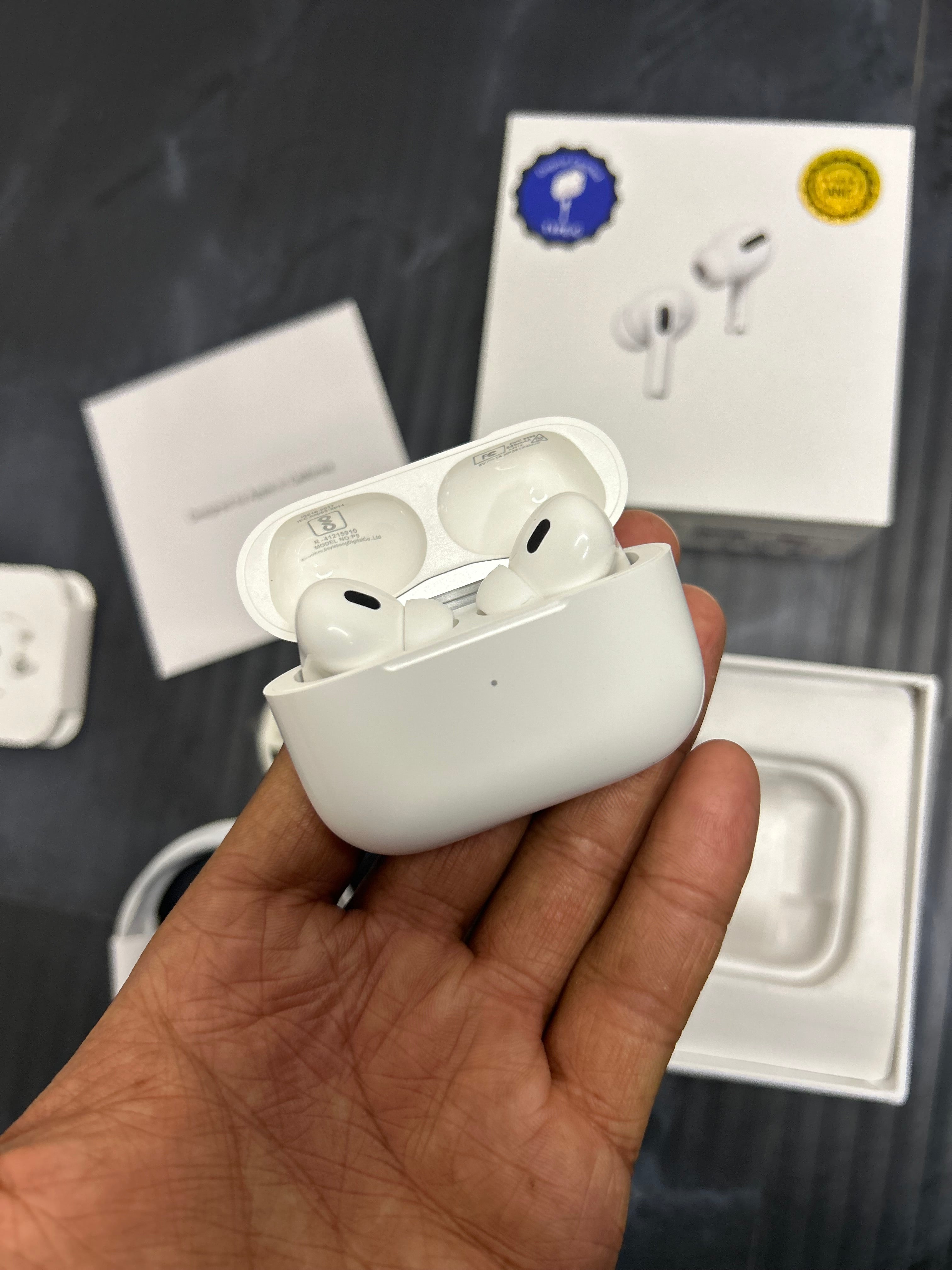 AirPods 🚀