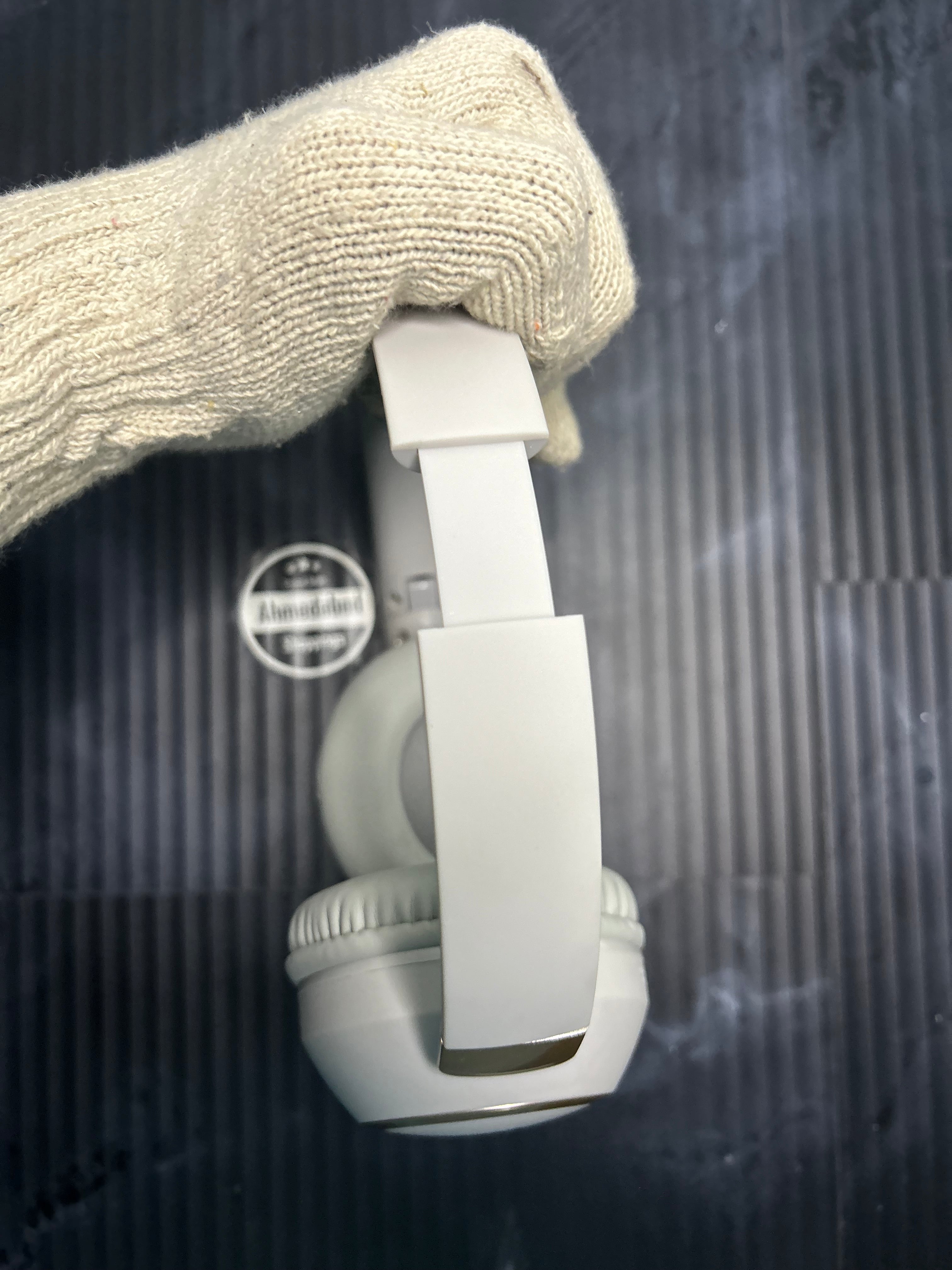 JBL Momentum Headphones